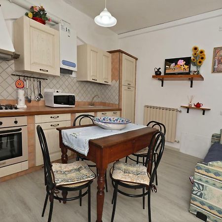 Agriturismo Villa Mozart Nel Verde Gubbio Eksteriør billede