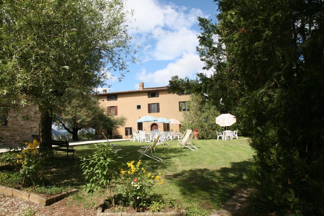 Agriturismo Villa Mozart Nel Verde Gubbio Eksteriør billede
