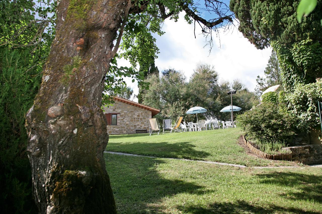 Agriturismo Villa Mozart Nel Verde Gubbio Eksteriør billede