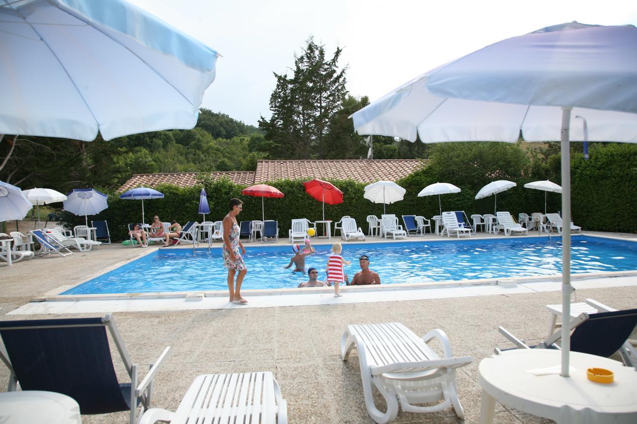 Agriturismo Villa Mozart Nel Verde Gubbio Eksteriør billede