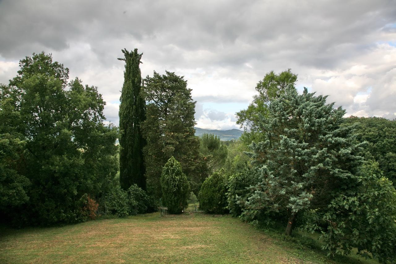 Agriturismo Villa Mozart Nel Verde Gubbio Eksteriør billede