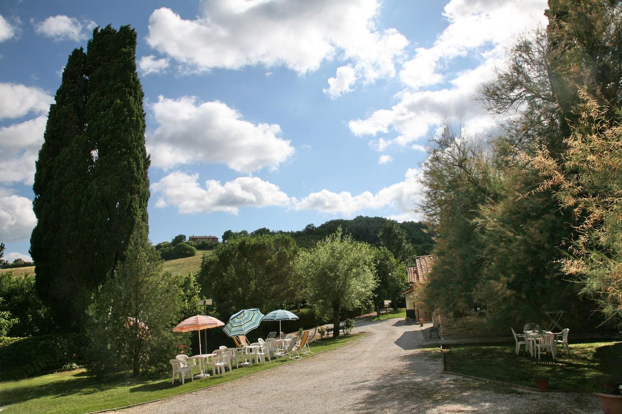Agriturismo Villa Mozart Nel Verde Gubbio Eksteriør billede