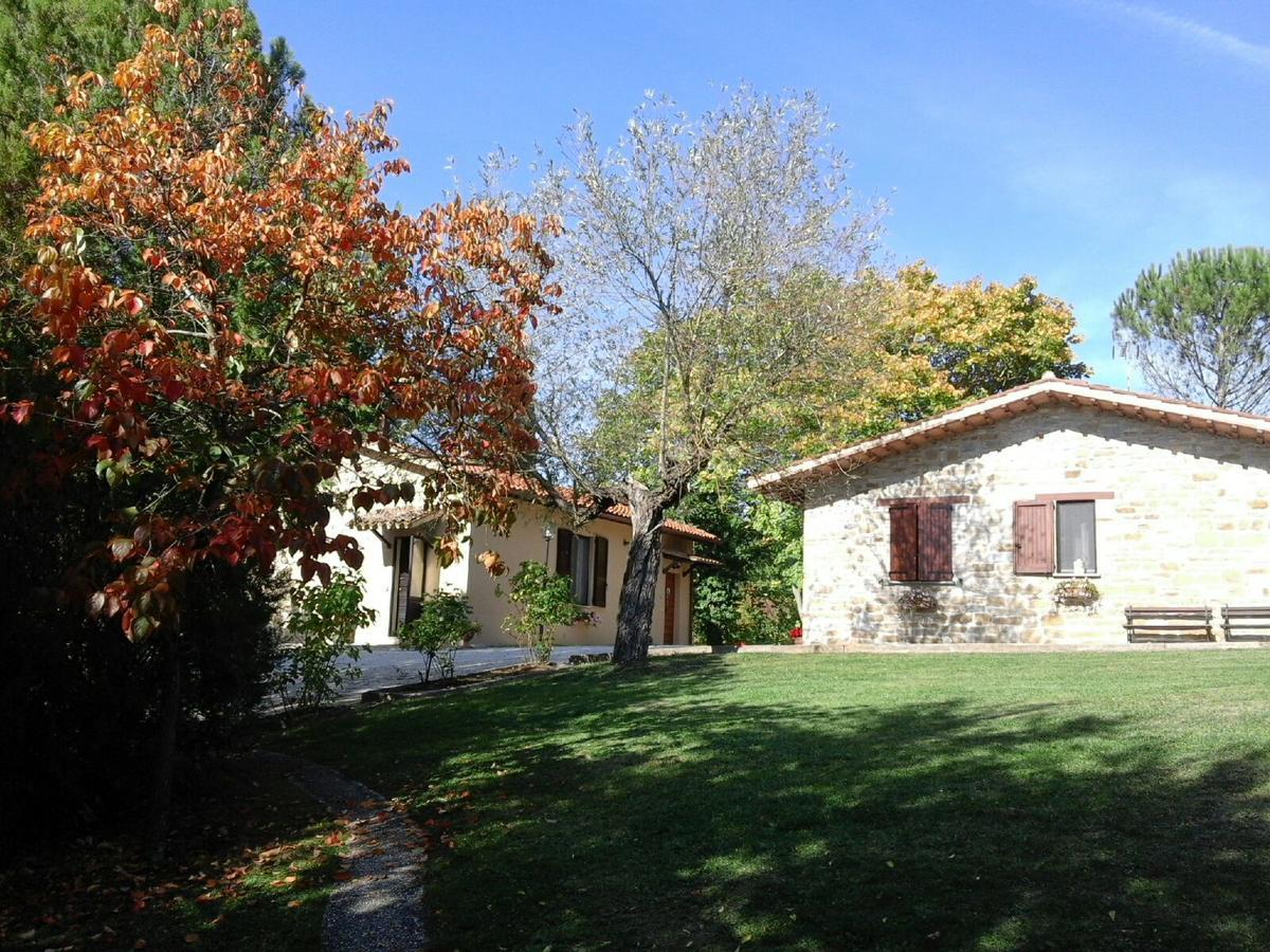 Agriturismo Villa Mozart Nel Verde Gubbio Eksteriør billede