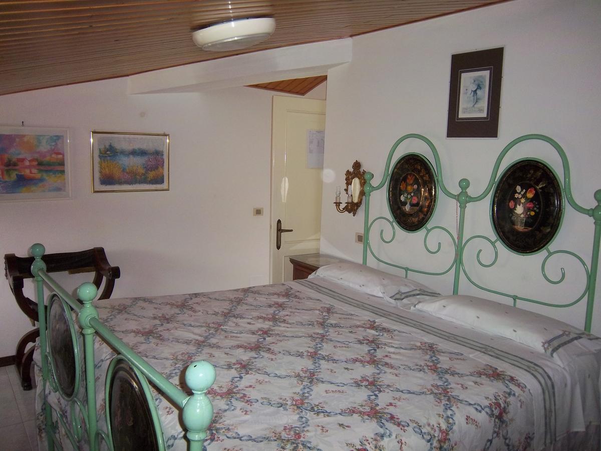 Agriturismo Villa Mozart Nel Verde Gubbio Eksteriør billede