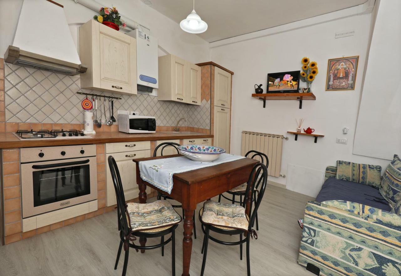 Agriturismo Villa Mozart Nel Verde Gubbio Eksteriør billede