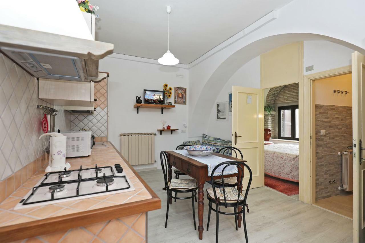 Agriturismo Villa Mozart Nel Verde Gubbio Eksteriør billede